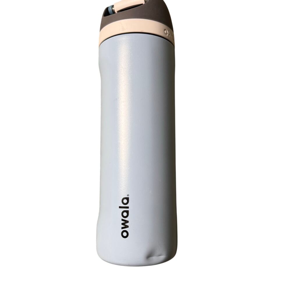 Owala 24 oz. Blue Water Bottle